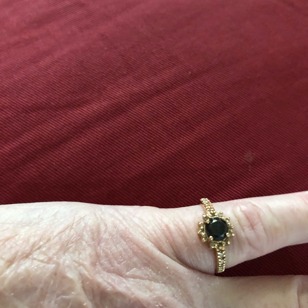 SOLD ON ANOTHER SITE - Picture 1 of 11